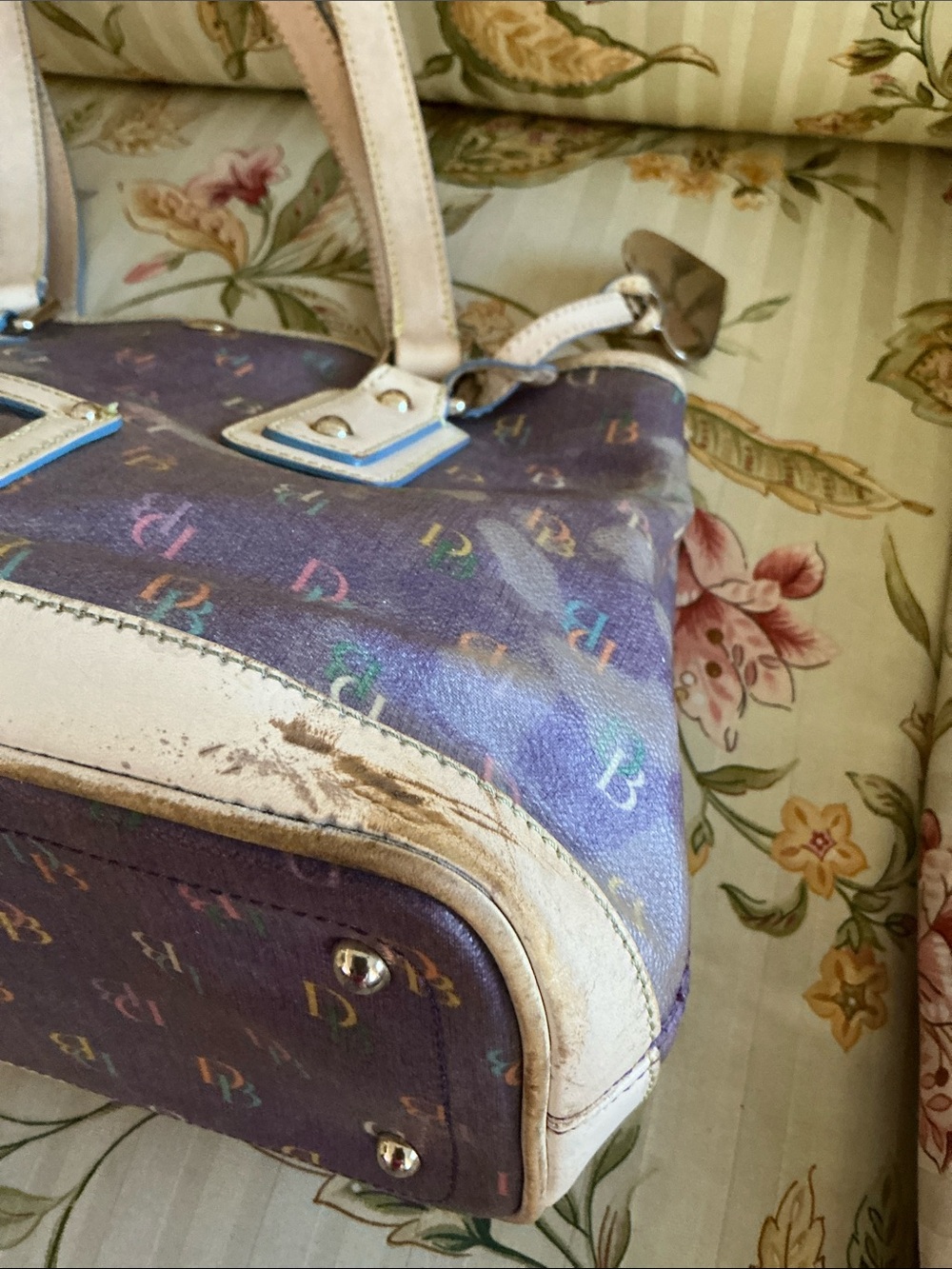Dooney & Bourke Tote - Picture 6 of 15